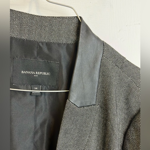 Banana Republic Collarless Coat - Picture 1 of 3